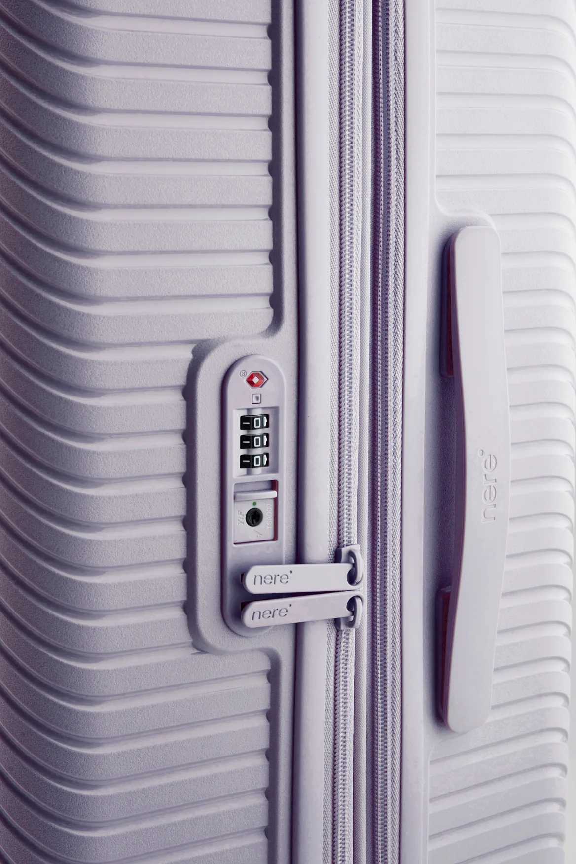Bondi Check-In 66cm Suitcase - Image 7