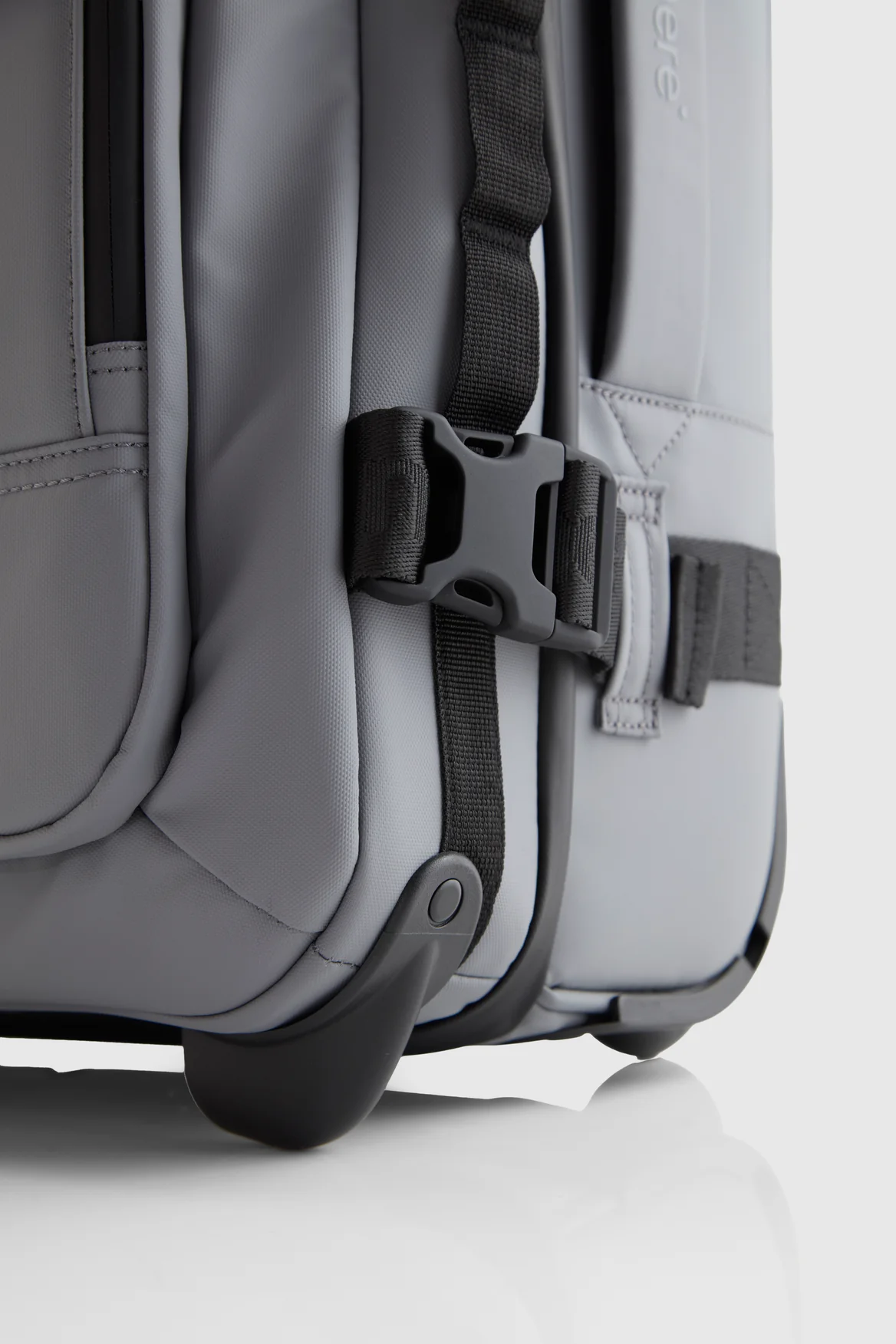 Nomad Carry-On 43L  Dual Bag - Image 7